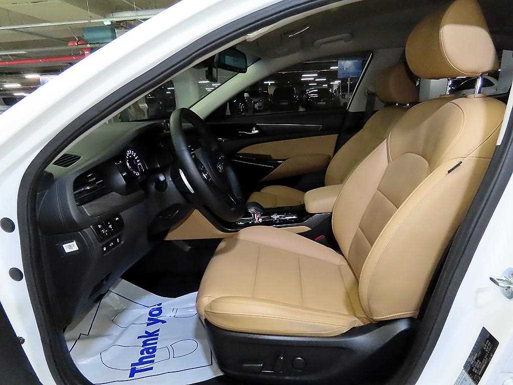 KIA K7 - Vista 6
