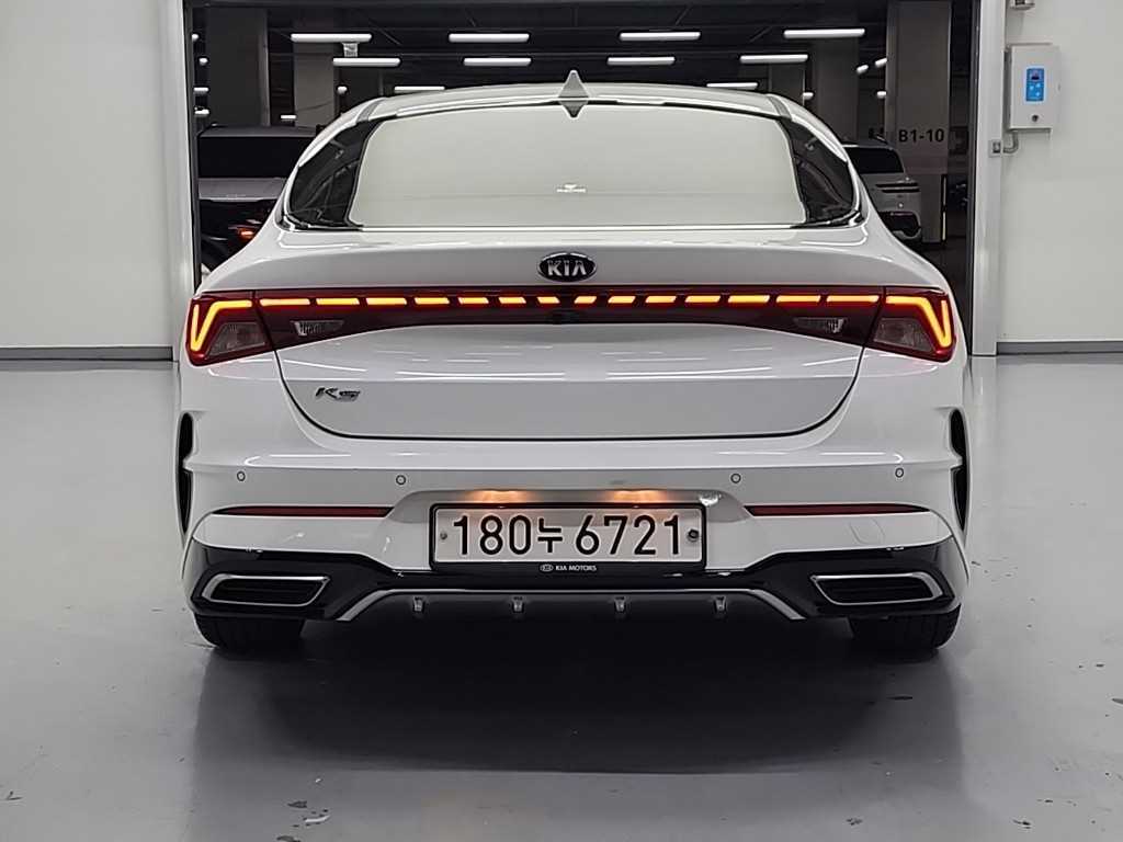 KIA K5 - Vista 3