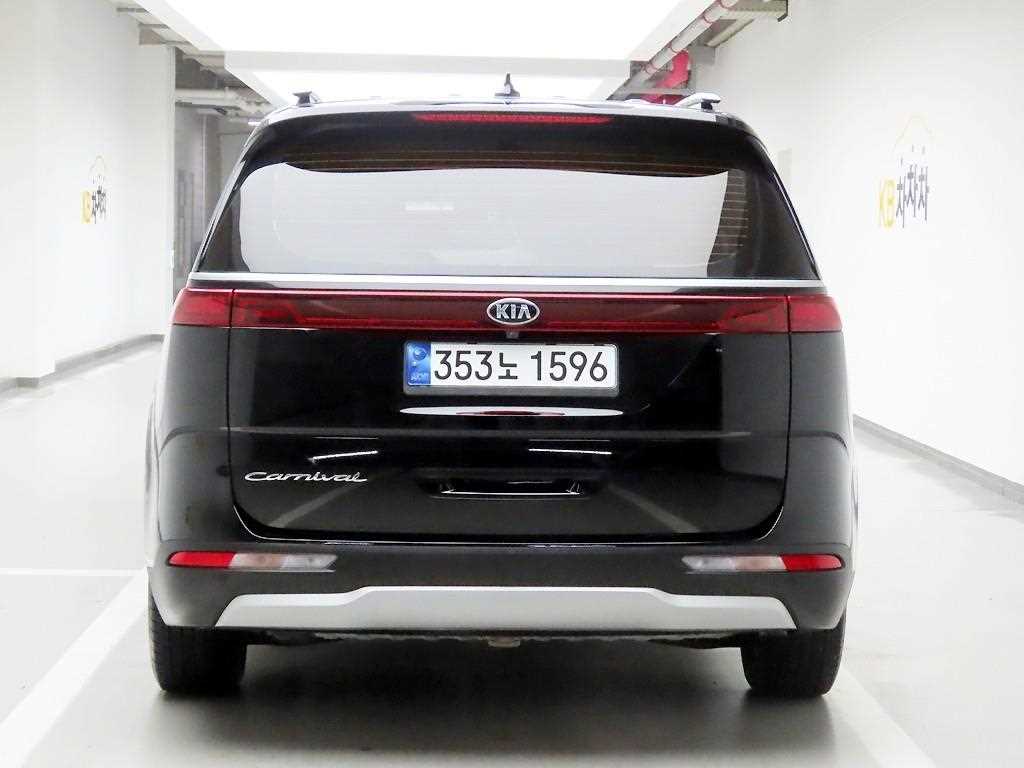 KIA Carnival - Vista 3