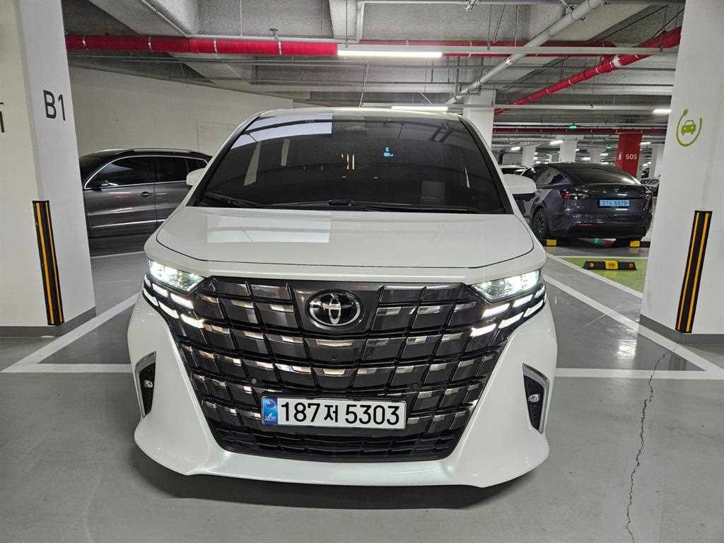Toyota Alphard 2024 Blanco - Importación desde Corea - HF Imports Iquique - Foto 1