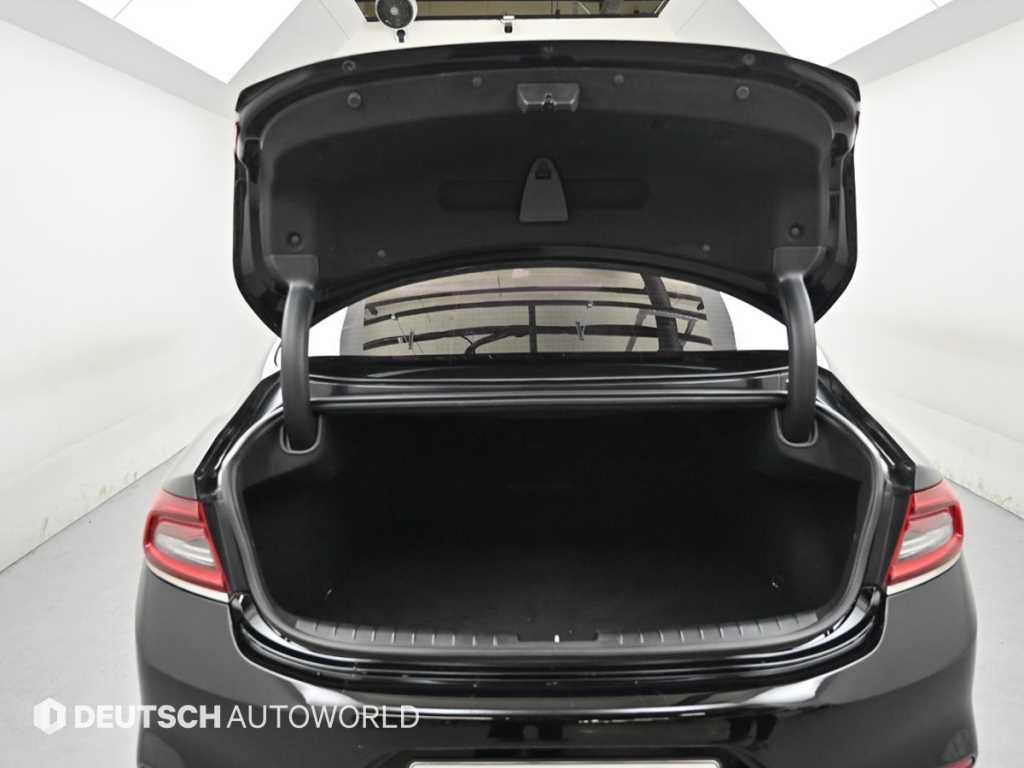 HYUNDAI Grandeur 2017 Negro - Importación desde Corea - HF Imports Iquique - Foto 19