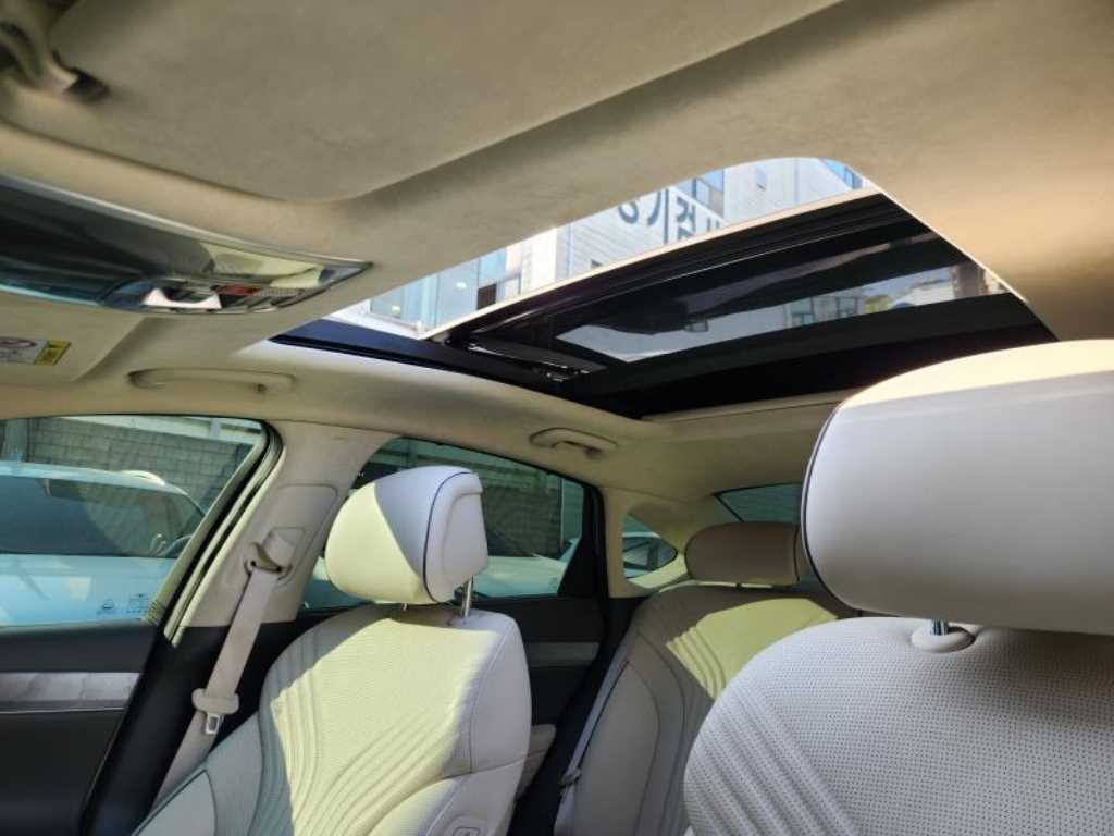 Genesis G80 2022 Negro - Importación desde Corea - HF Imports Iquique - Foto 13