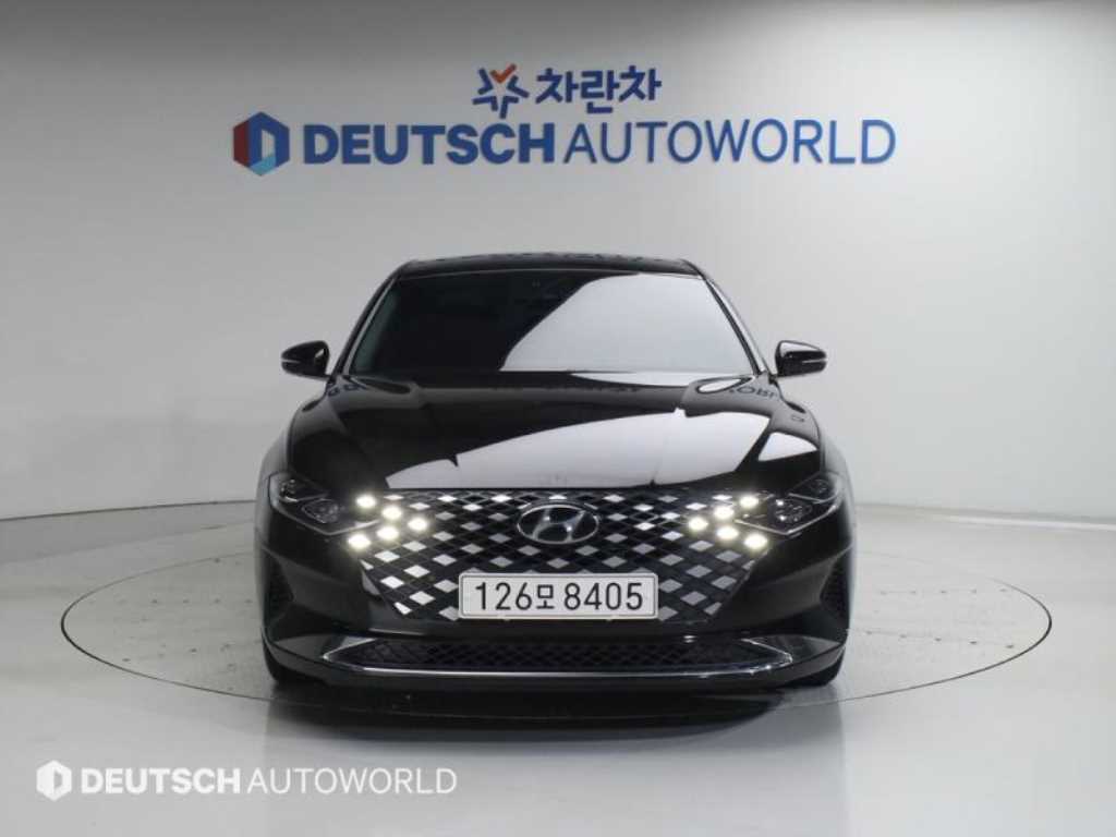 HYUNDAI Grandeur - Vista 2