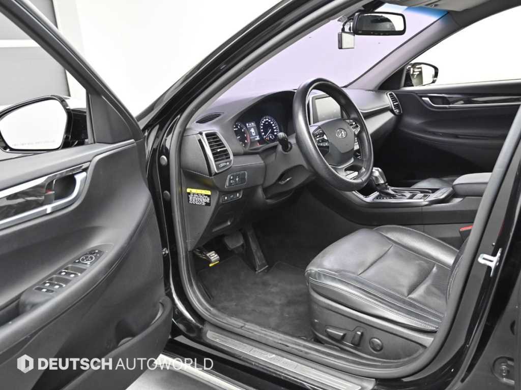 HYUNDAI Grandeur - Vista 11