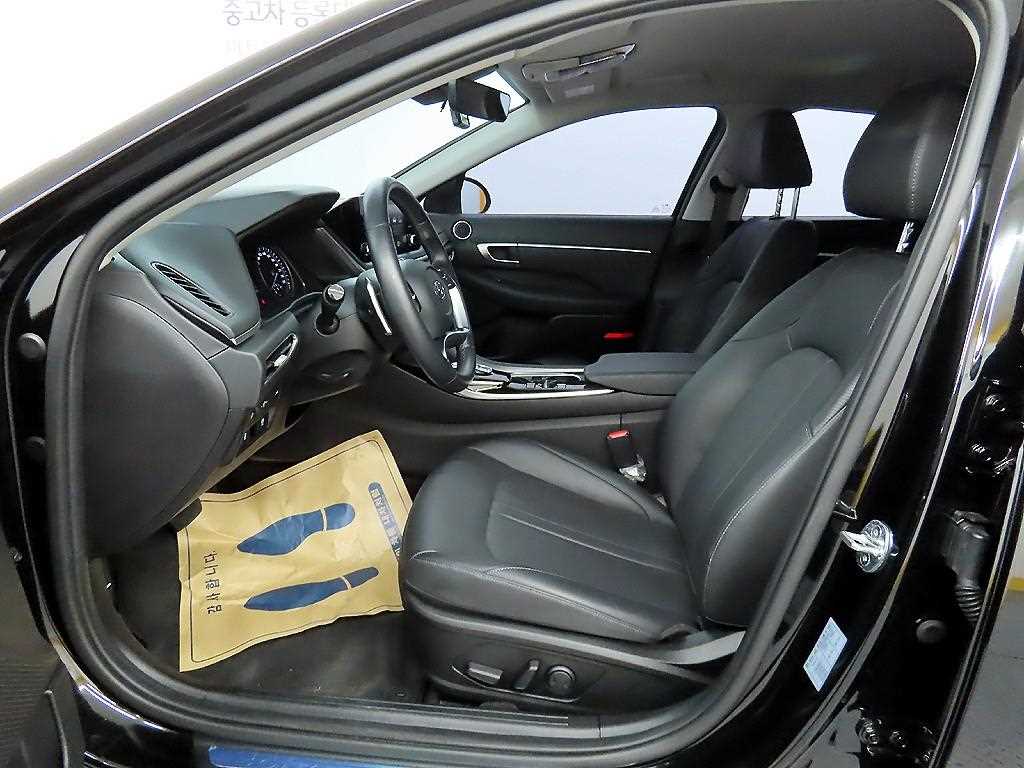 HYUNDAI Sonata - Vista 5
