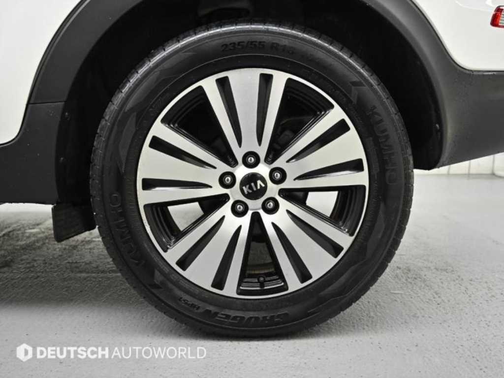KIA Sportage - Vista 5
