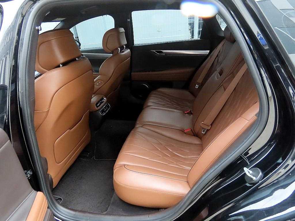 Genesis G80 - Vista 6