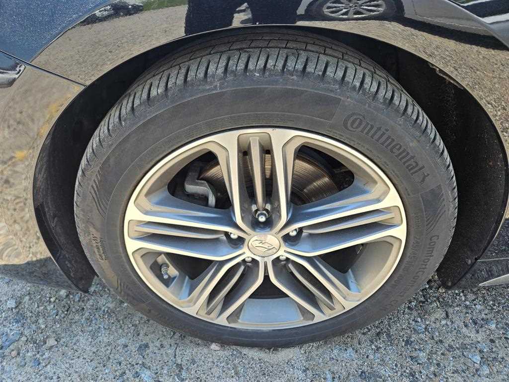 HYUNDAI Grandeur - Vista 5