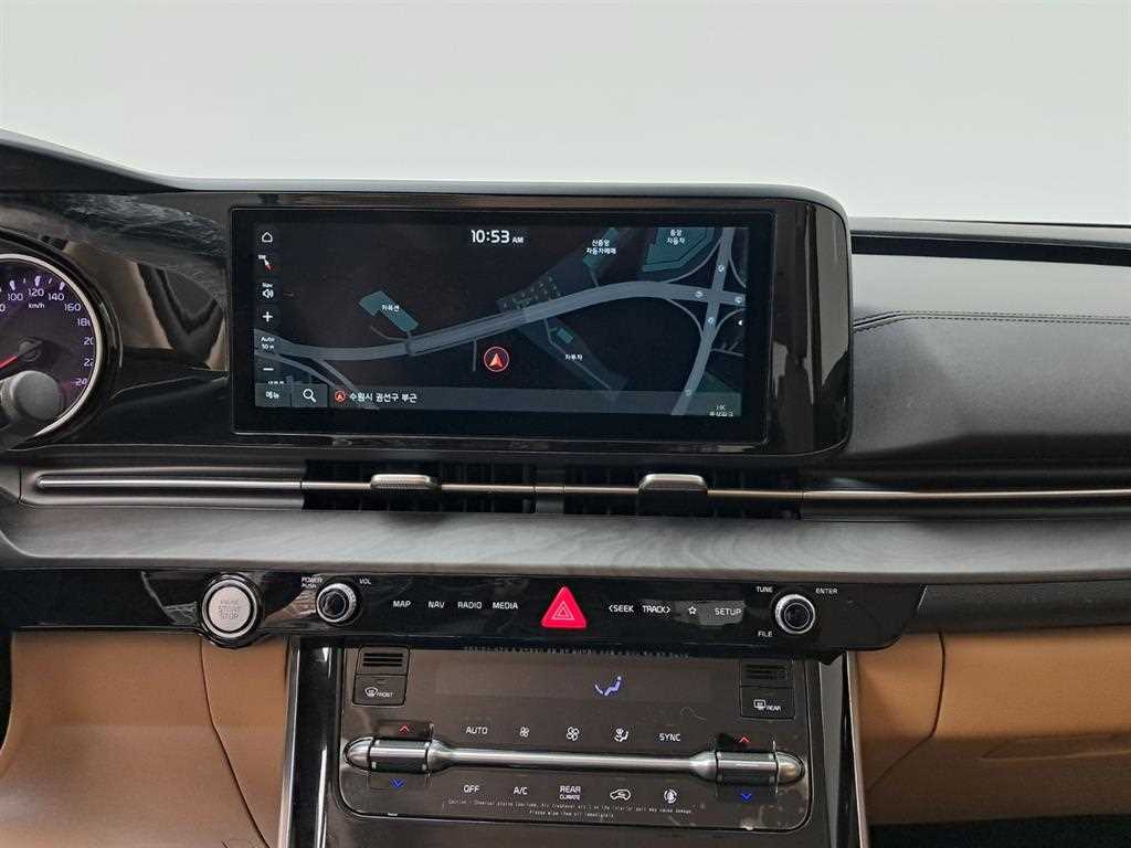 KIA Carnival - Vista 9