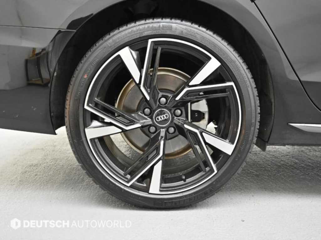 Audi A4 - Vista 5