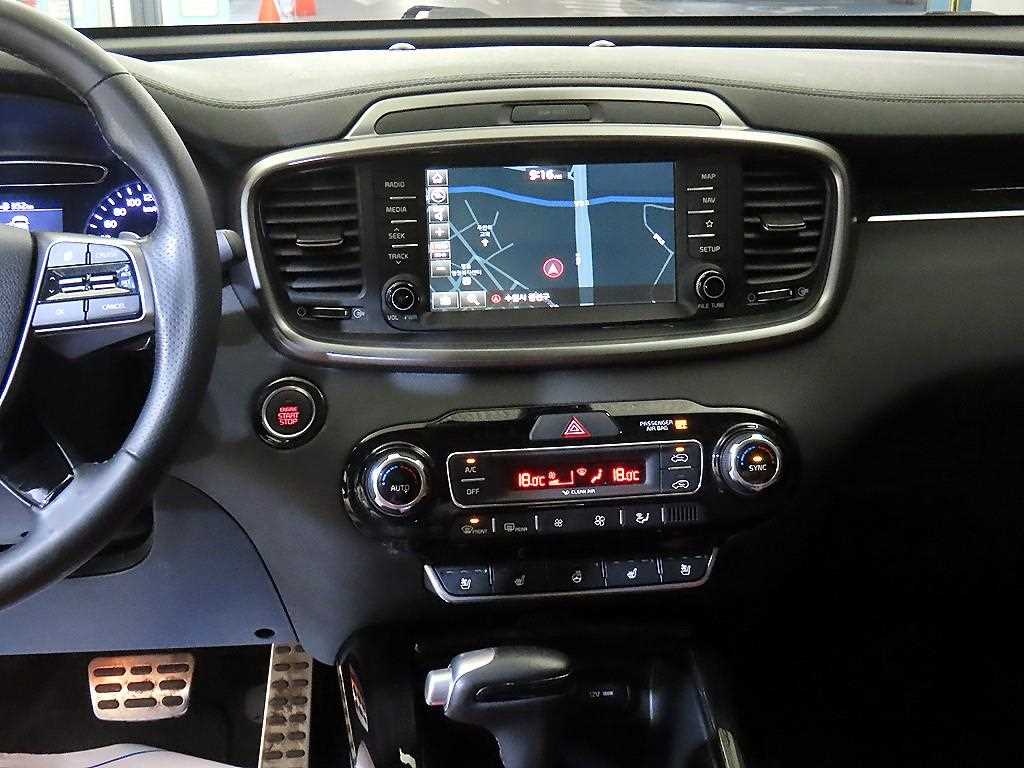KIA Sorento - Vista 11