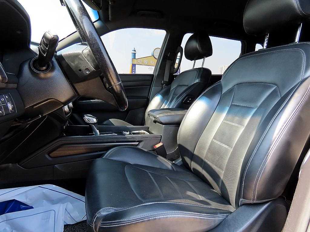 Ssangyong Rexton - Vista 5