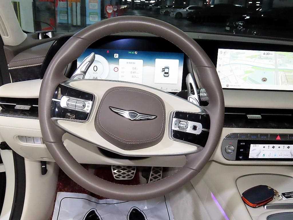 Genesis G90 - Vista 8