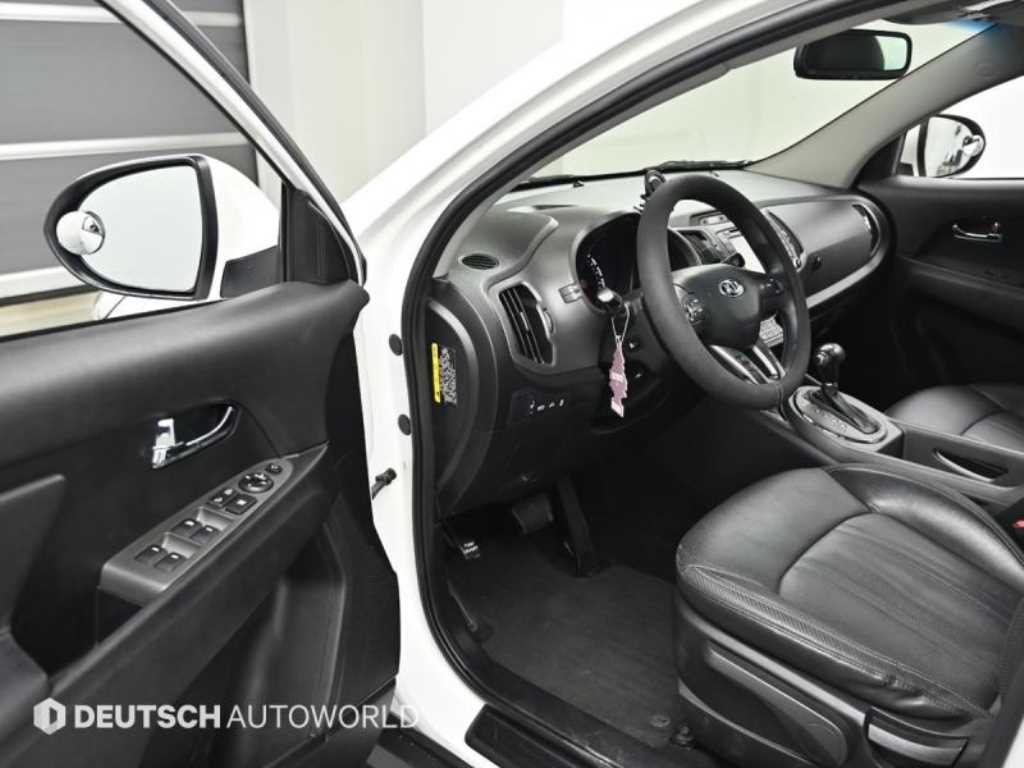 KIA Sportage - Vista 11