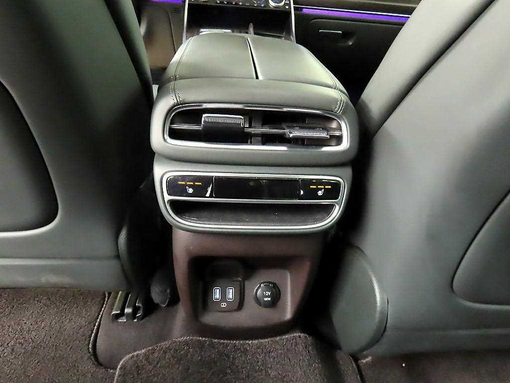 Genesis GV80 - Vista 12