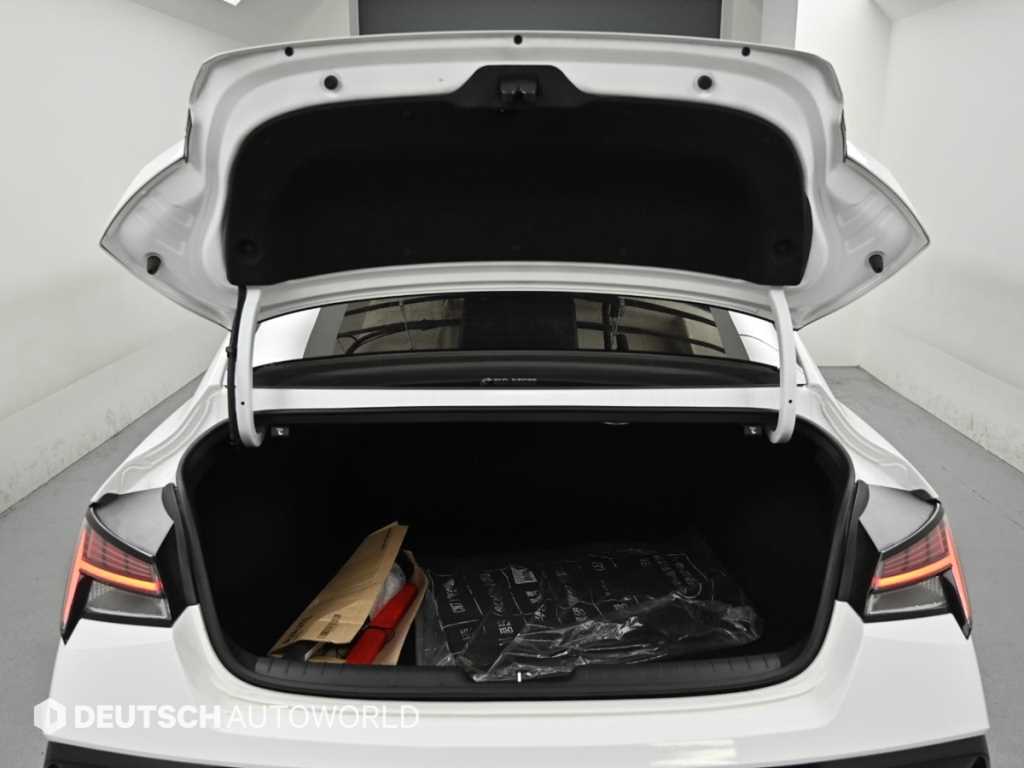 HYUNDAI Avante 2024 Blanco - Importación desde Corea - HF Imports Iquique - Foto 19