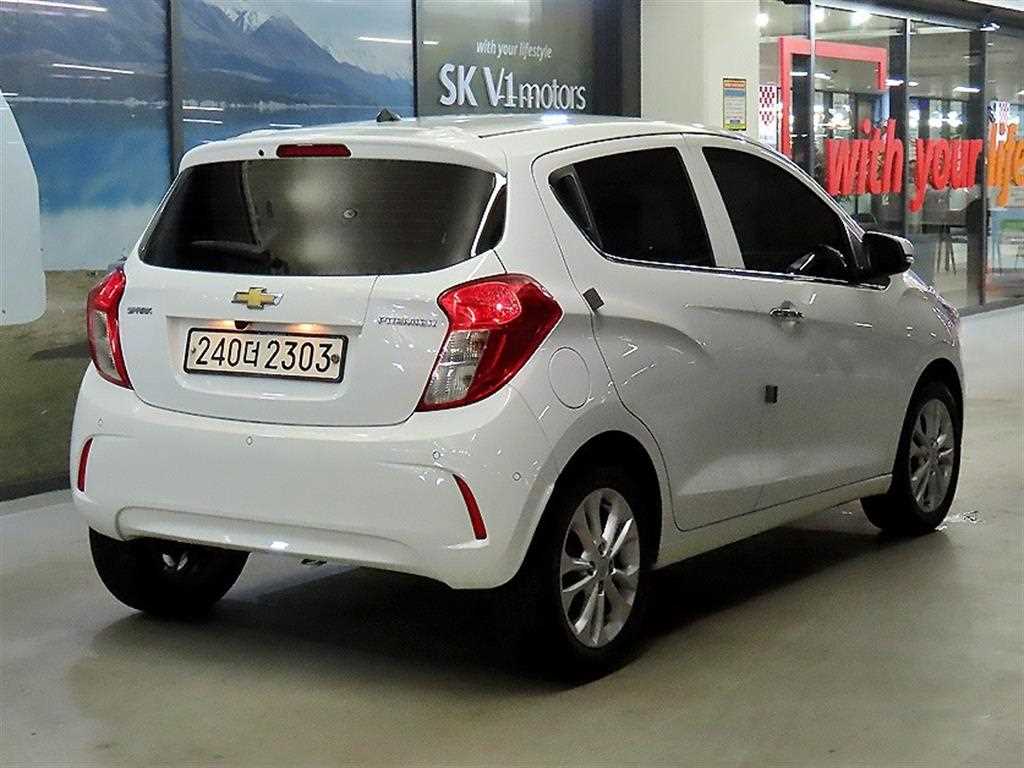 Chevrolet Spark - Vista 5