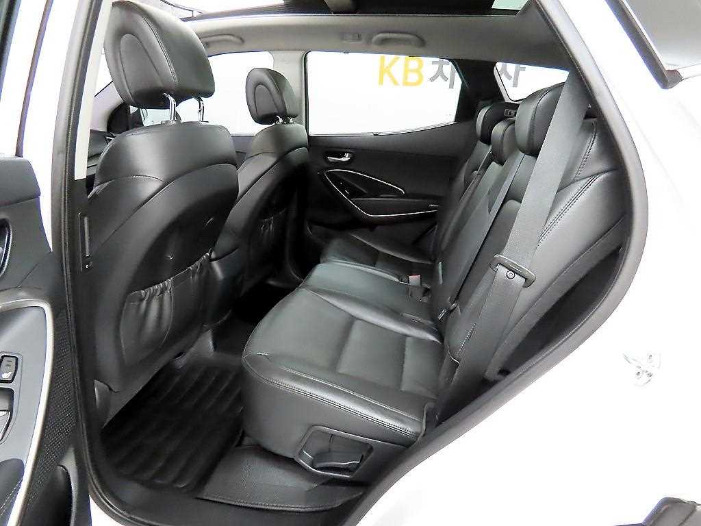 HYUNDAI Santa Fe - Vista 6