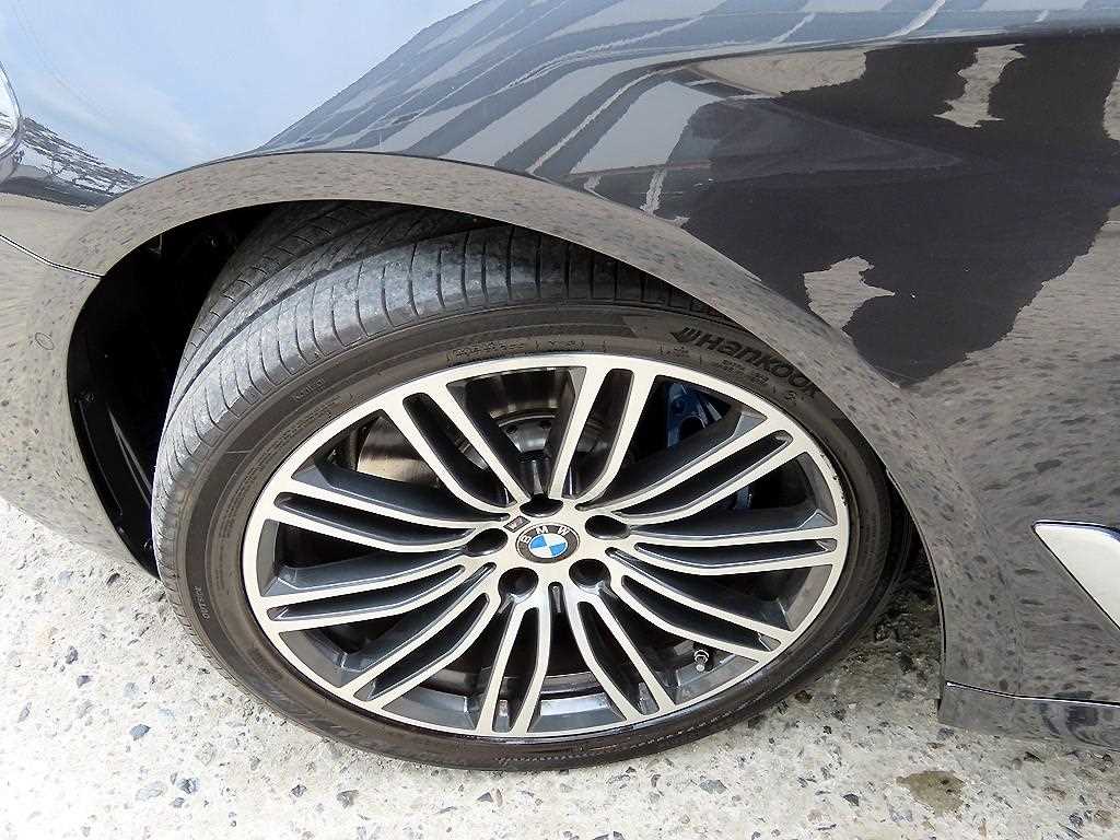 BMW 5 Series 2018 Negro - Importación desde Corea - HF Imports Iquique - Foto 20