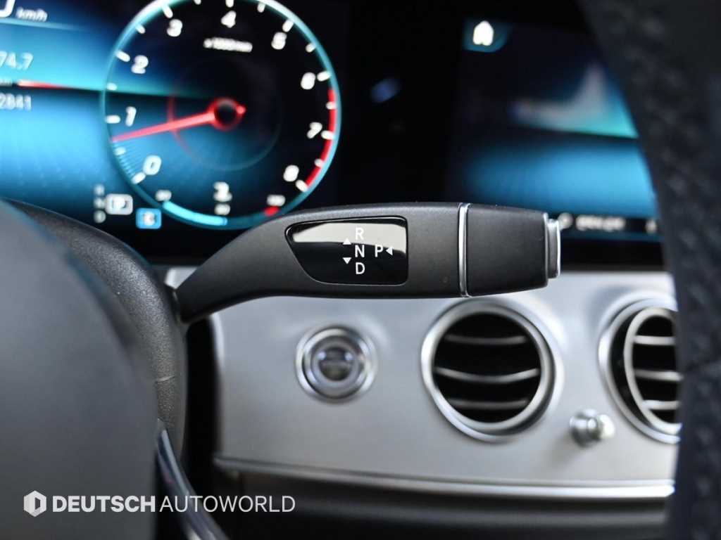 Mercedes Benz E class - Vista 9