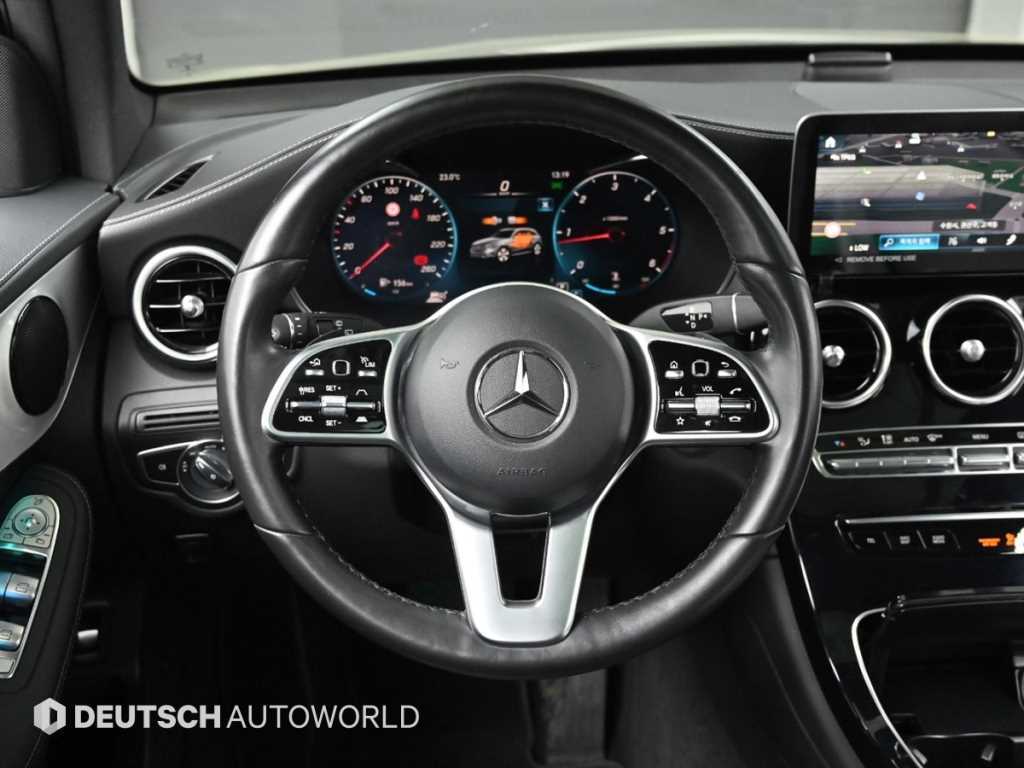 Mercedes Benz GLC Class 2022 Negro - Importación desde Corea - HF Imports Iquique - Foto 13