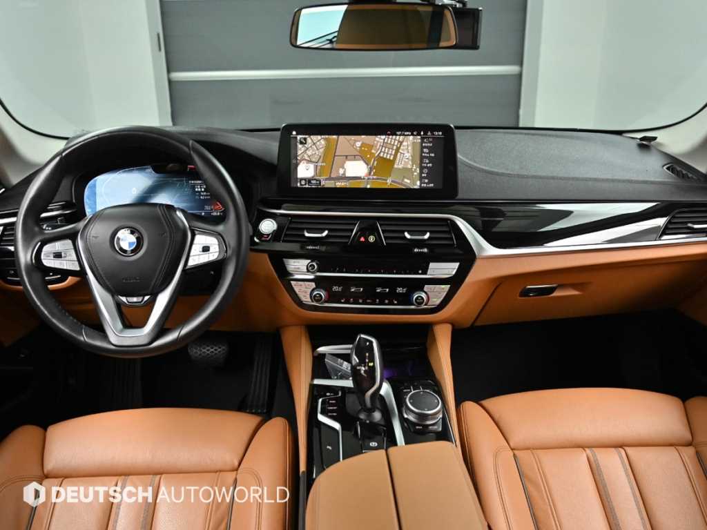 BMW 5 Series - Vista 7