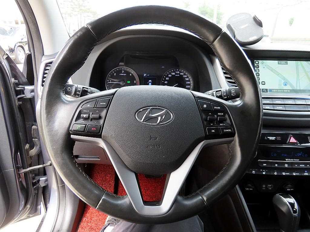 HYUNDAI Tucson - Vista 8