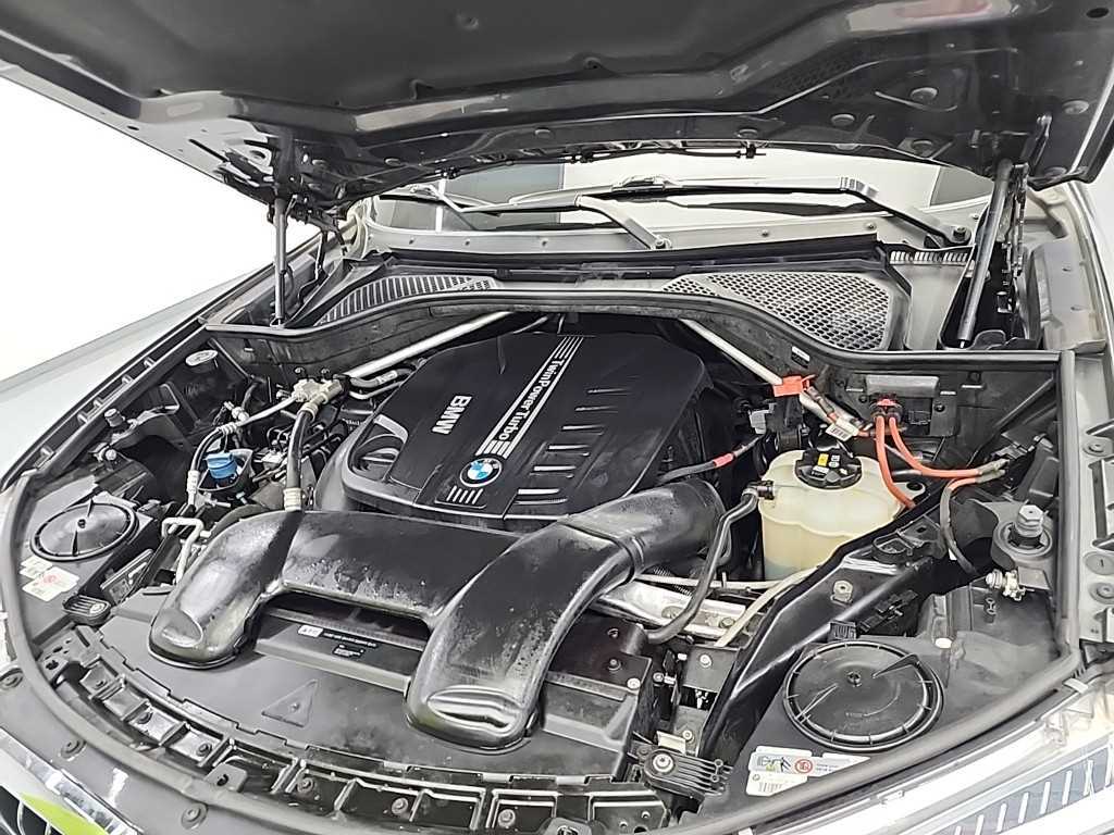 BMW X5 - Vista 5