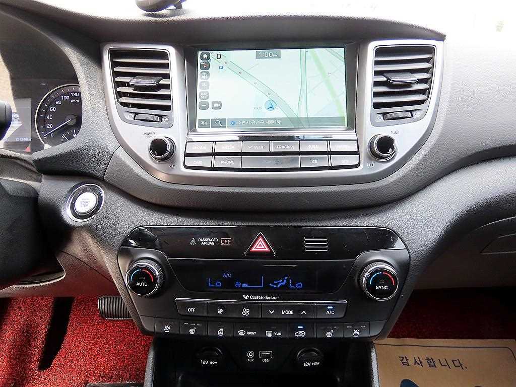 HYUNDAI Tucson 2018 Gris - Importación desde Corea - HF Imports Iquique - Foto 13