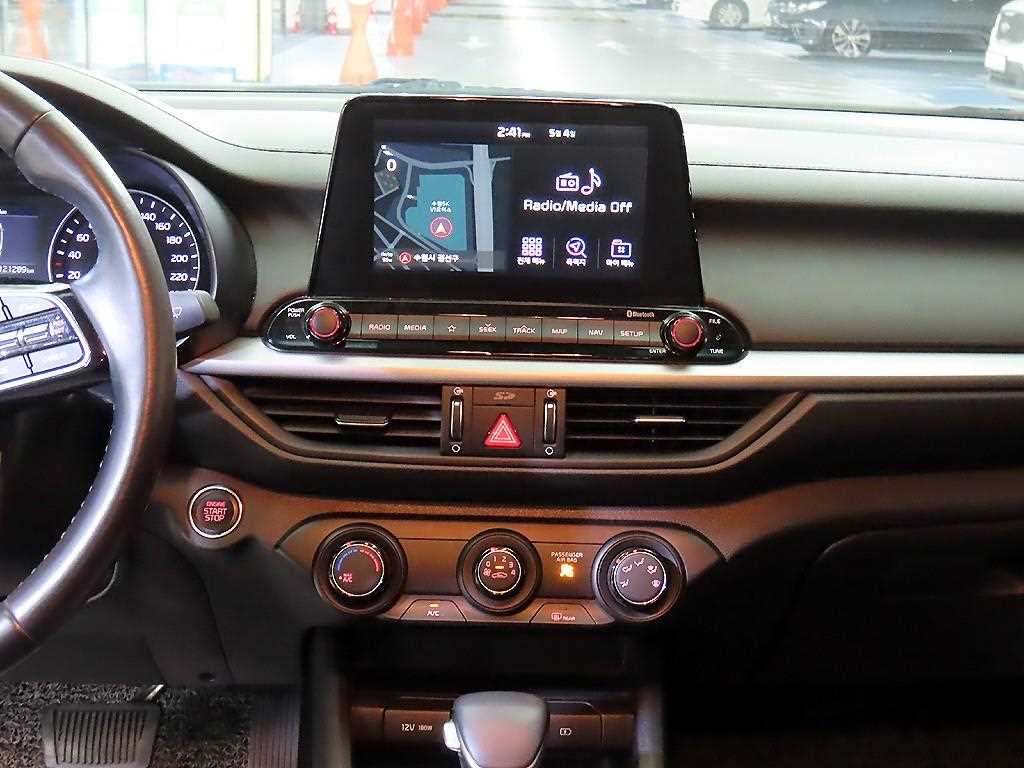 KIA K3 - Vista 11