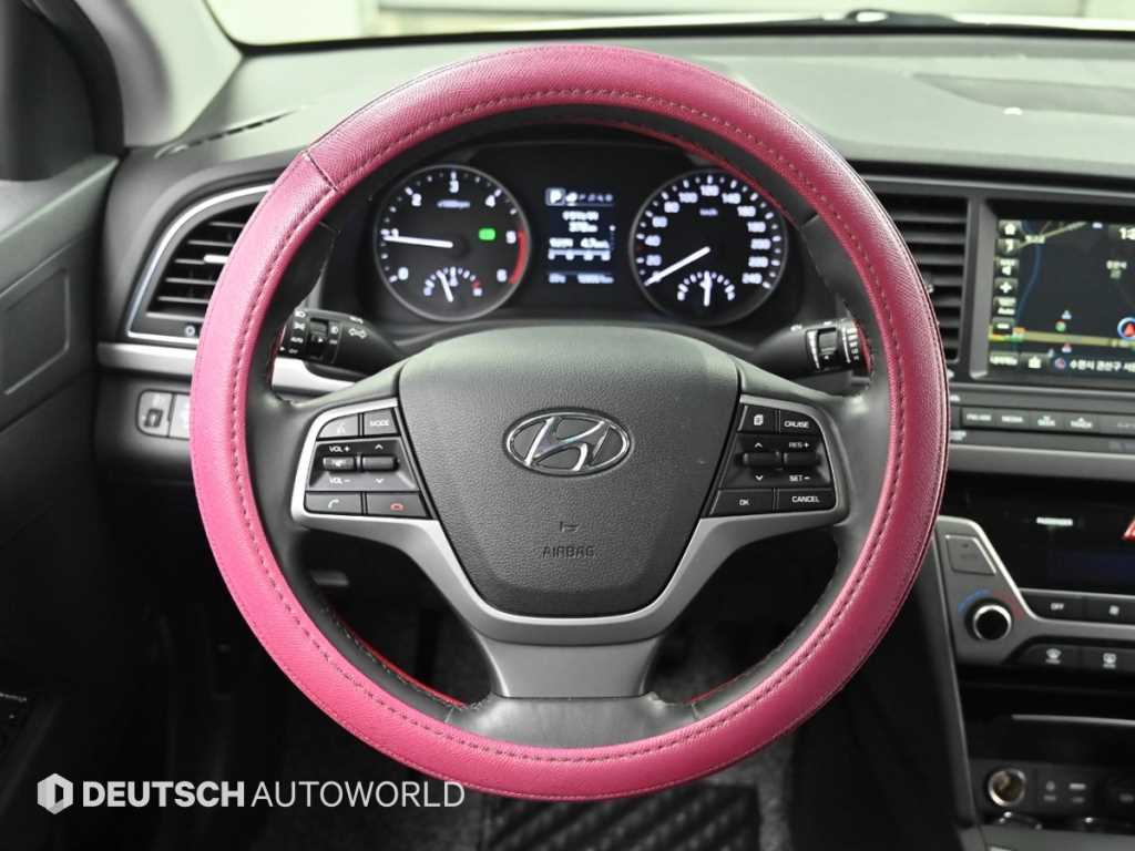 HYUNDAI Avante 2016 Blanco - Importación desde Corea - HF Imports Iquique - Foto 13