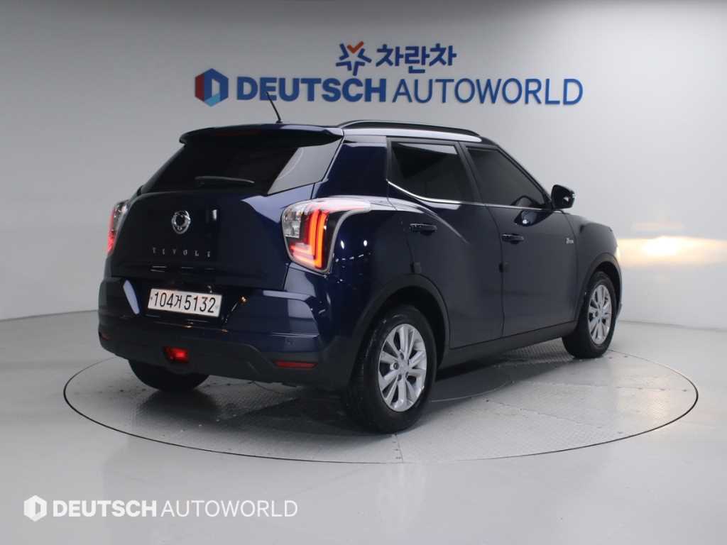 Ssangyong Tivoli - Vista 2
