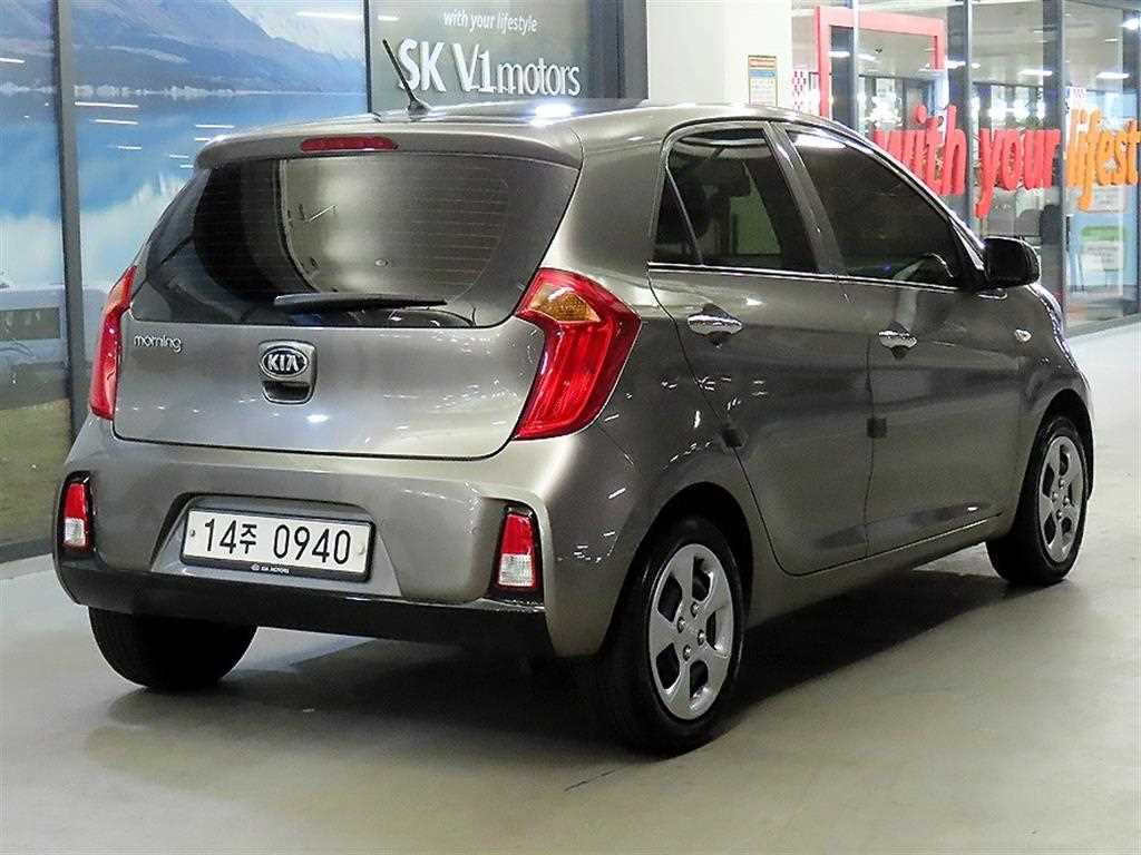 KIA Morning - Vista 4
