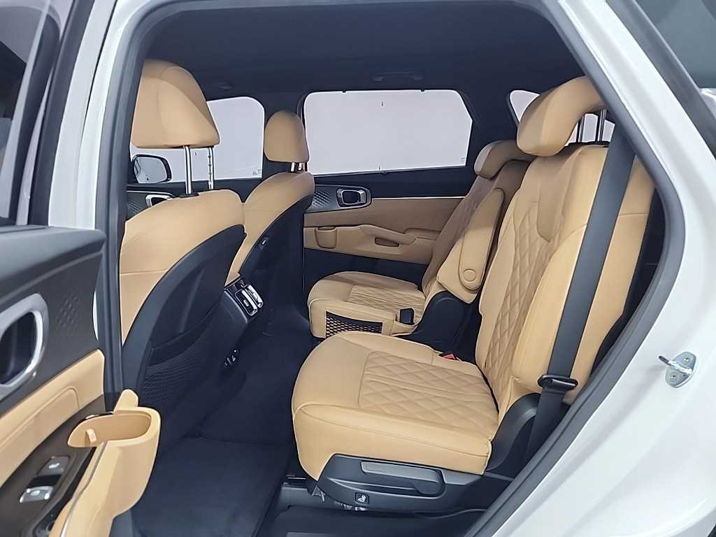 KIA Sorento - Vista 12