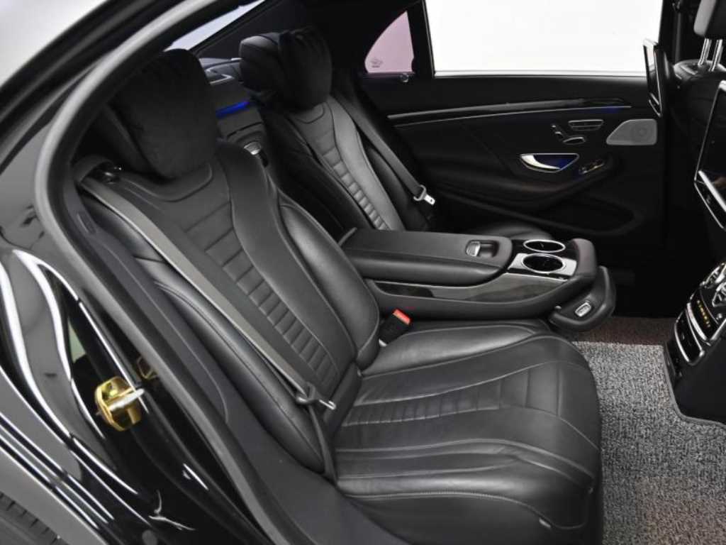 Mercedes Benz S Class - Vista 12