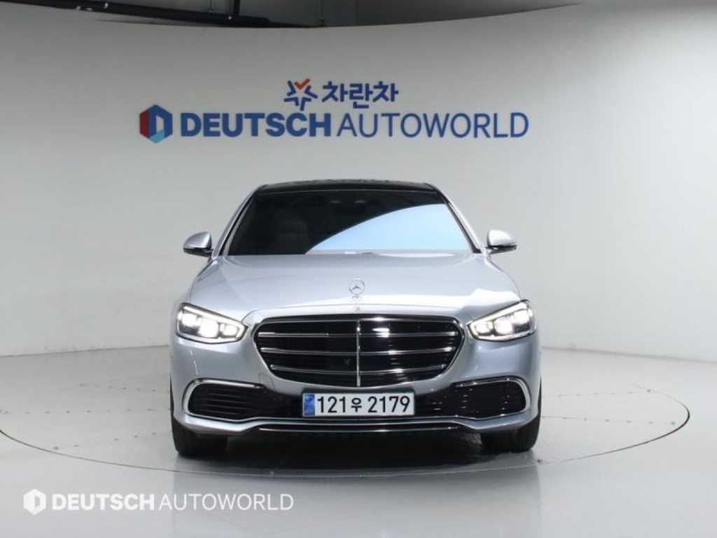 Mercedes Benz S Class - Vista 3