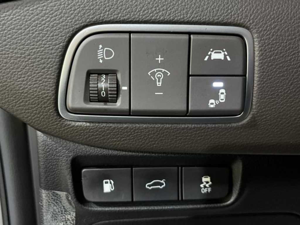 HYUNDAI Grandeur - Vista 12