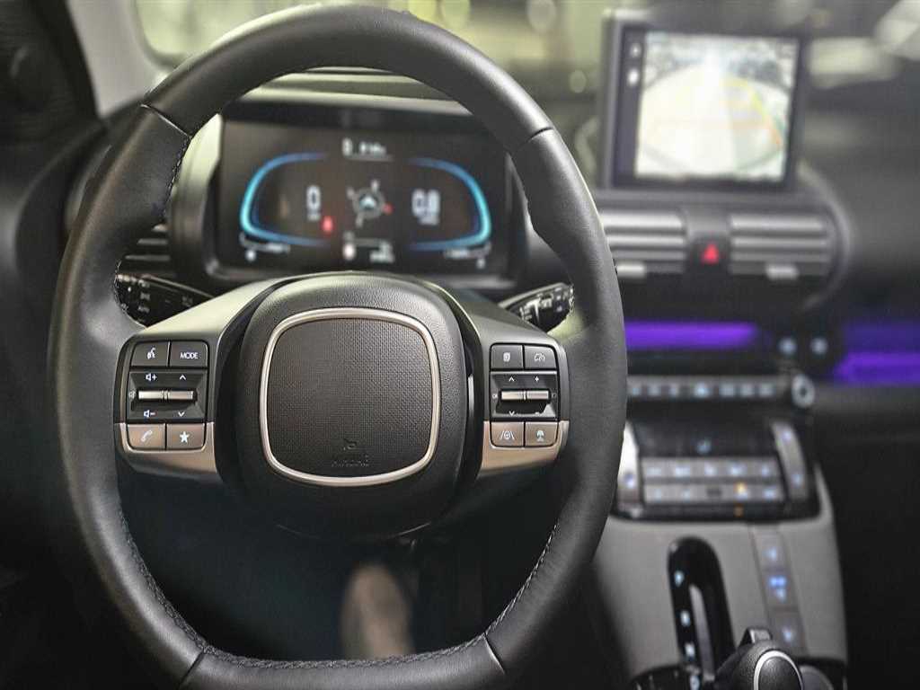 HYUNDAI Casper - Vista 9