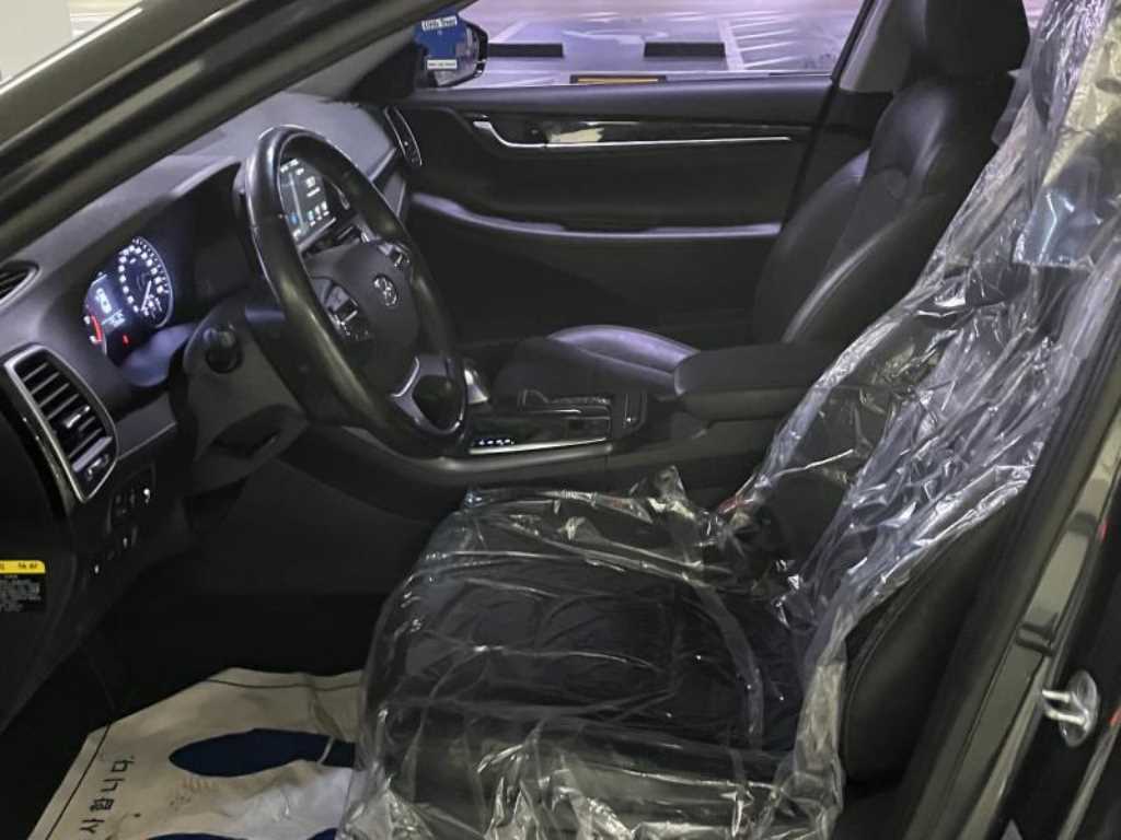 HYUNDAI Grandeur - Vista 8
