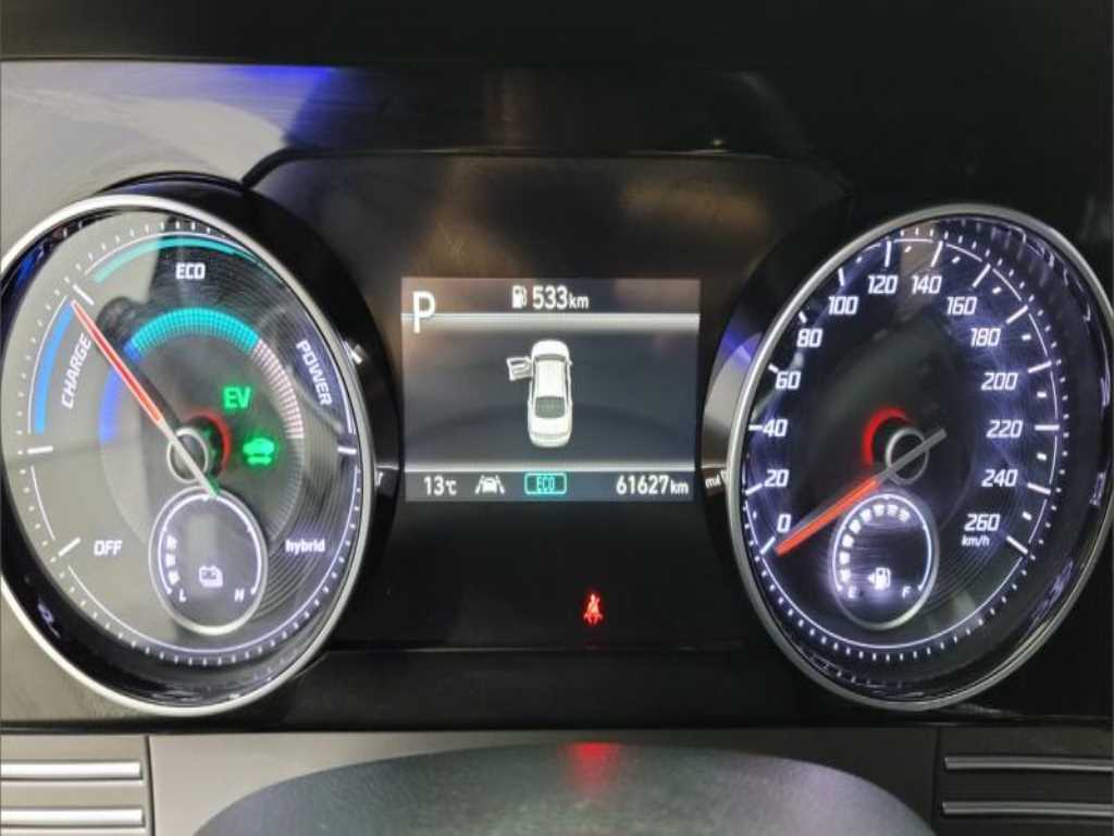 HYUNDAI Grandeur - Vista 5