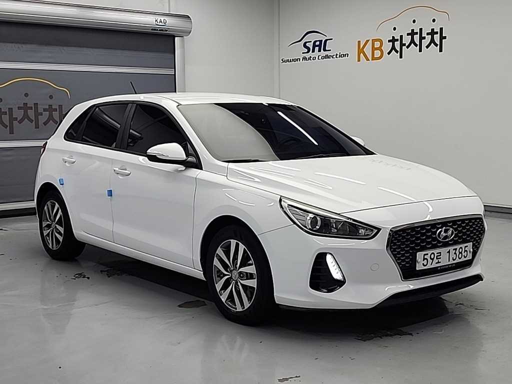 HYUNDAI i30 - Vista 4