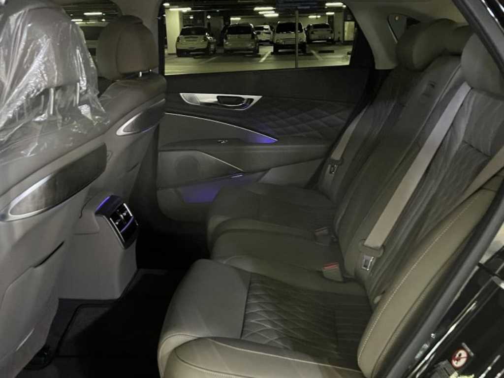 KIA K9 - Vista 8
