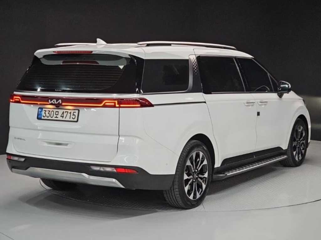 KIA Carnival - Vista 3