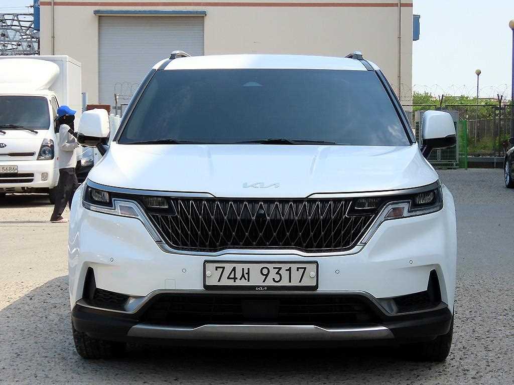 KIA Carnival 2023 Blanco - Importación desde Corea - HF Imports Iquique - Foto 1