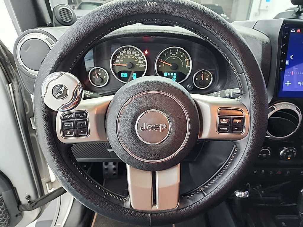 Jeep Wrangler - Vista 9
