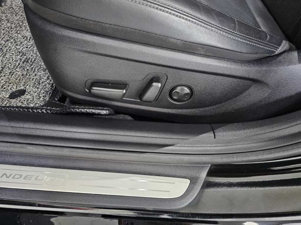 HYUNDAI Grandeur 2020 Negro - Importación desde Corea - HF Imports Iquique - Foto 17