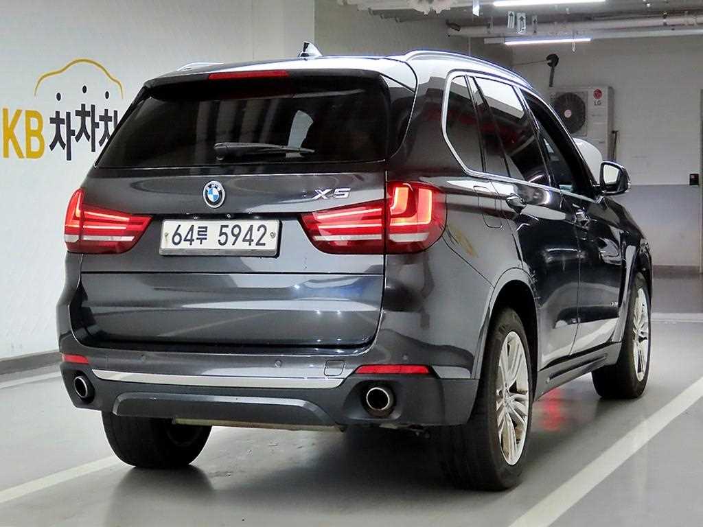 BMW X5 - Vista 4