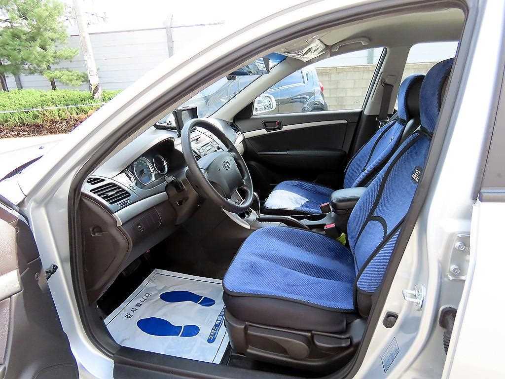 HYUNDAI Sonata - Vista 5