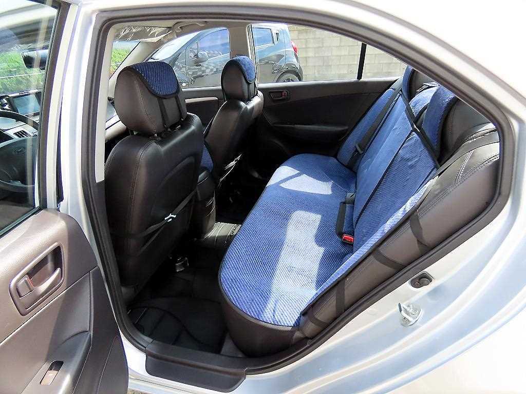 HYUNDAI Sonata - Vista 6