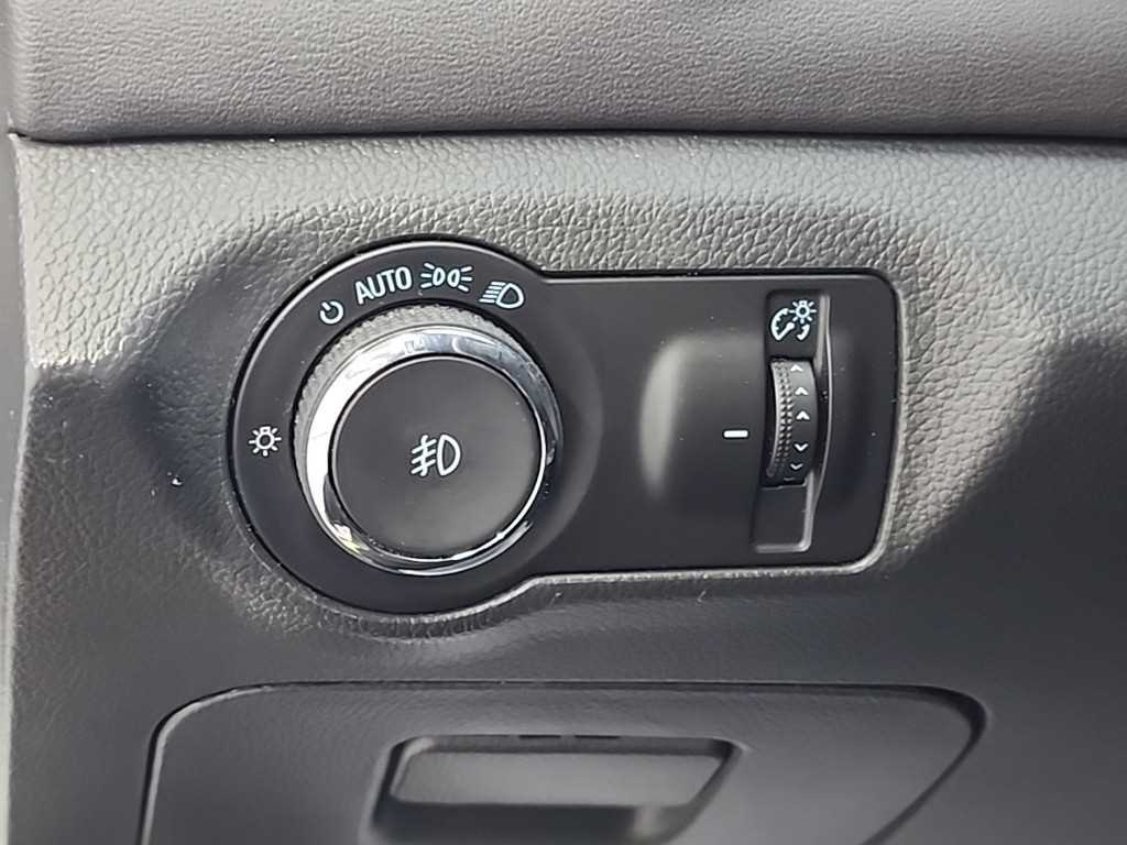 Chevrolet Cruise 2016 Blanco - Importación desde Corea - HF Imports Iquique - Foto 16